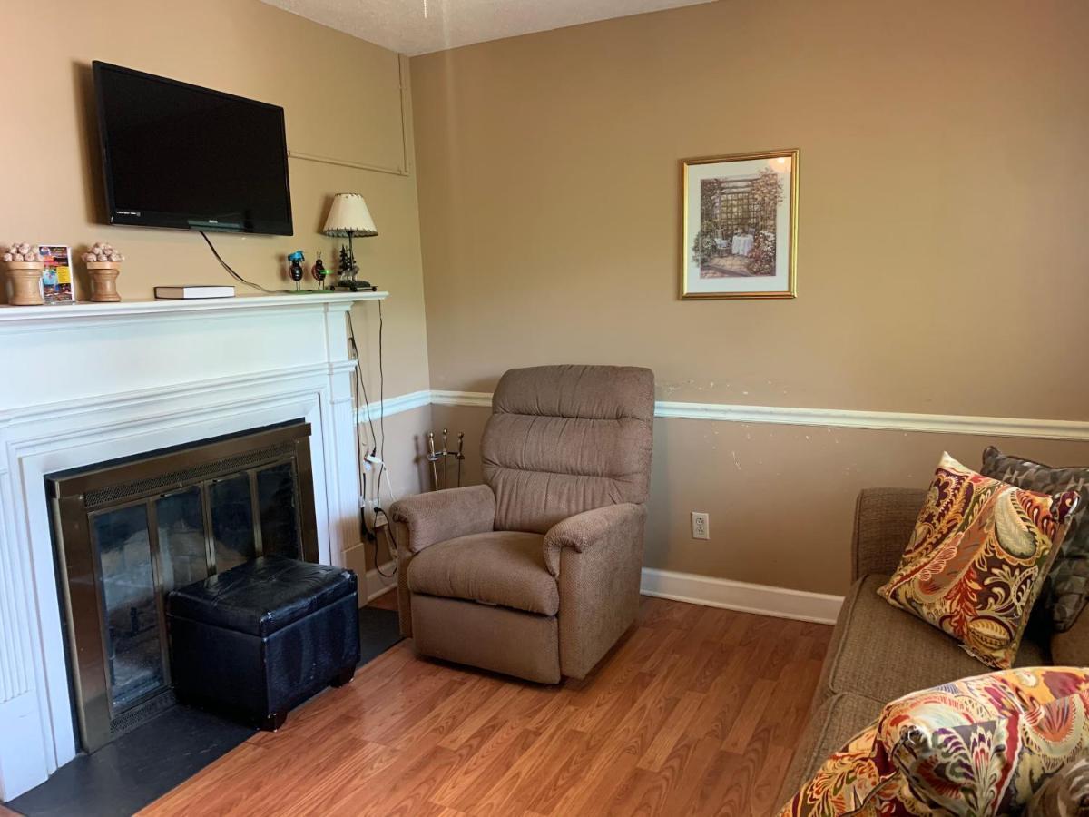 Oak Square Rentals Gatlinburg Habitación foto